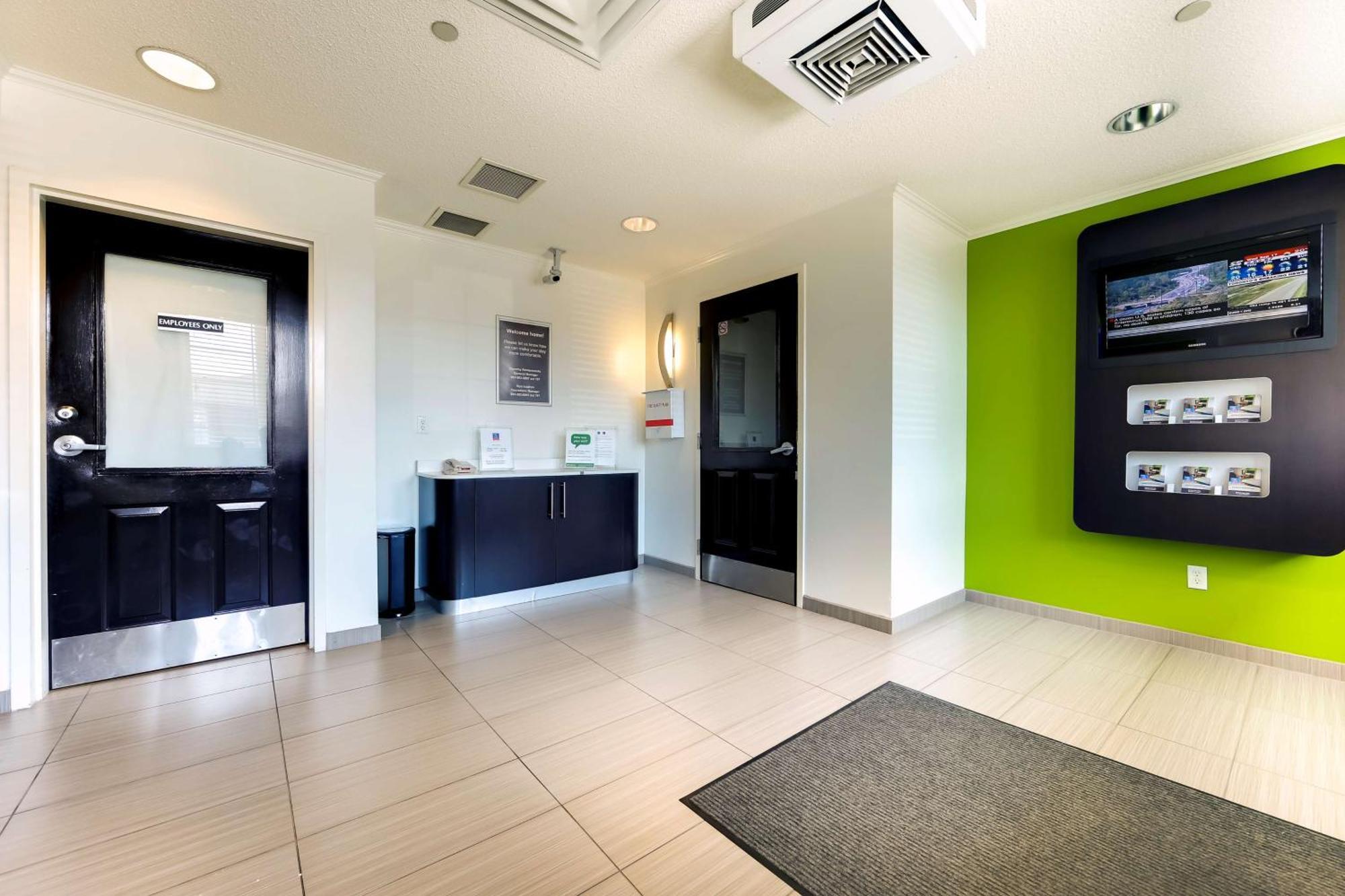Studio 6 Toronto - Mississauga With Kitchenettes Εξωτερικό φωτογραφία